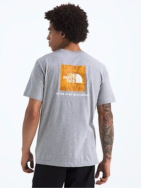NWT! The North Face Men’s Heather Gray Short Sleeve Tee with Orange Logo Block